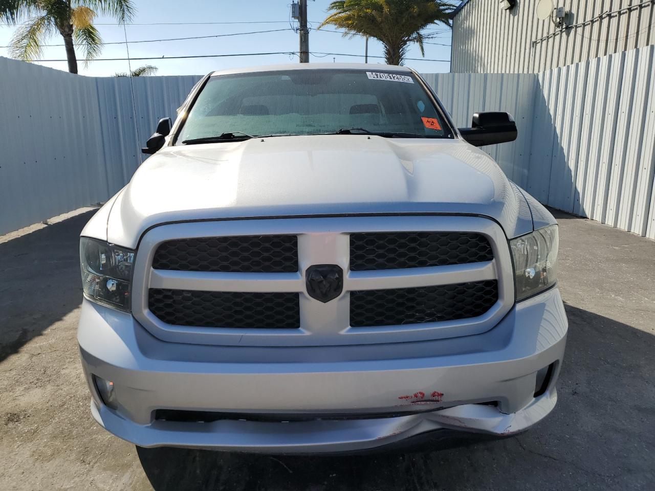 2018 RAM 1500 ST - Image 5