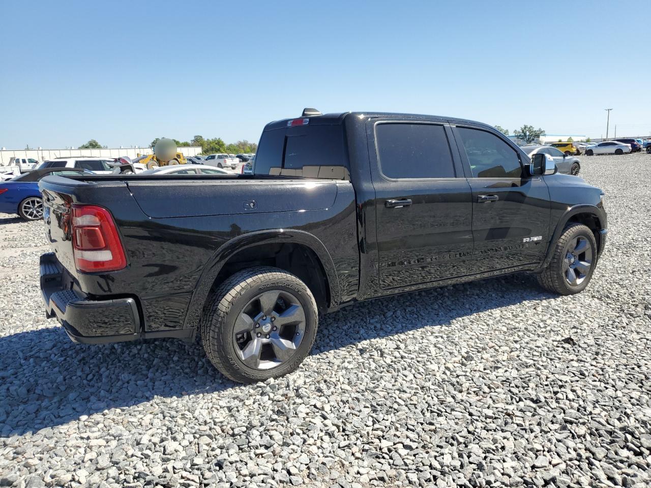 2019 RAM 1500 LARAM - Фото 3