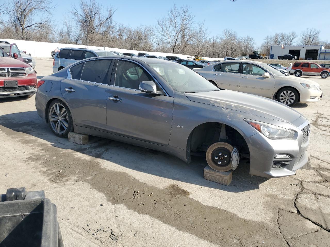 2016 INFINITI Q50 PREMIU - Фото 4