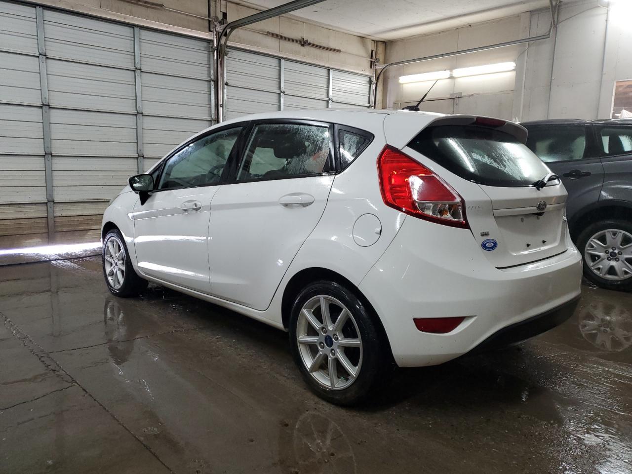 2019 FORD FIESTA SE - Image 2