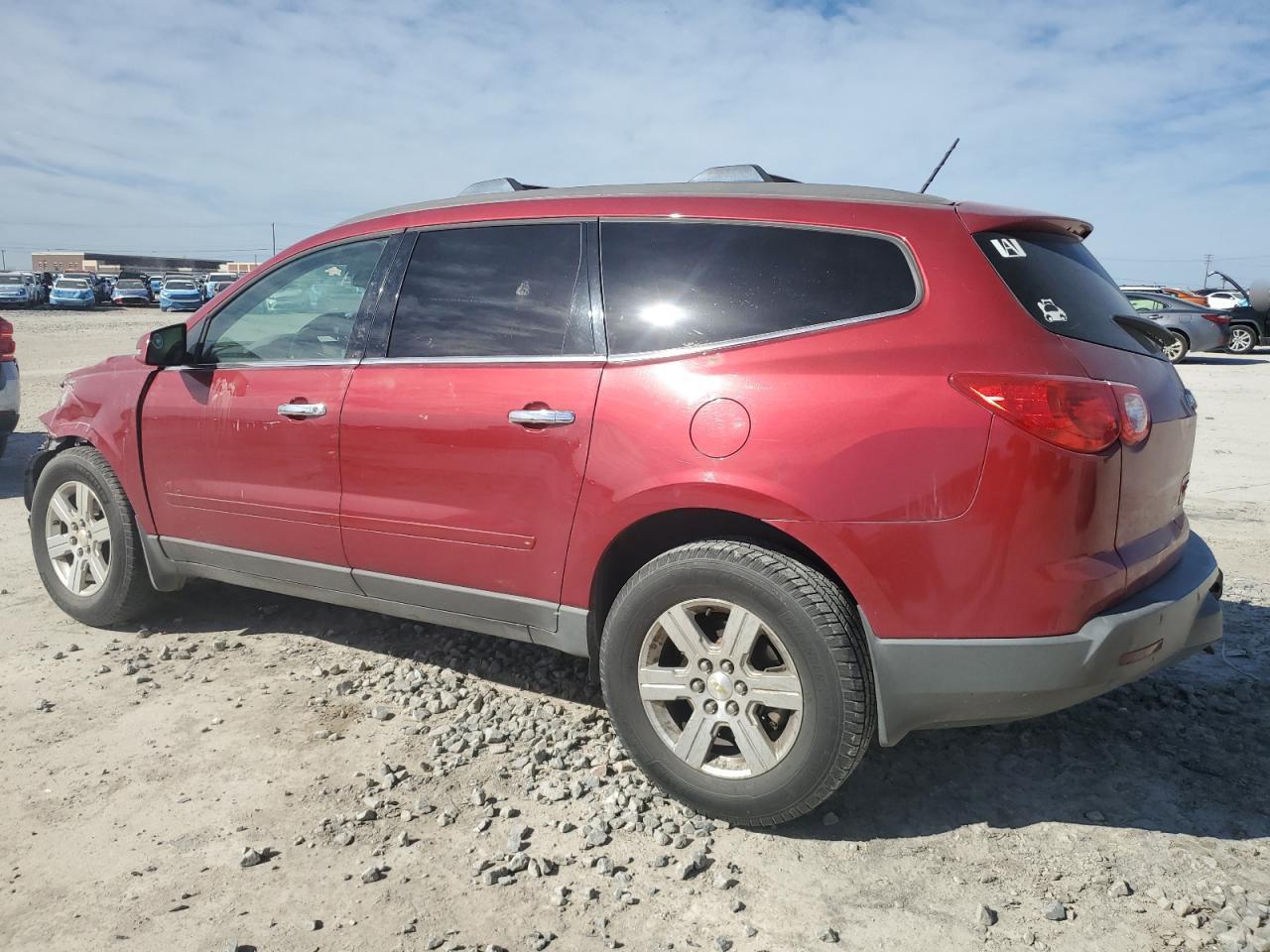 2012 CHEVROLET TRAVERSE L - Фото 2