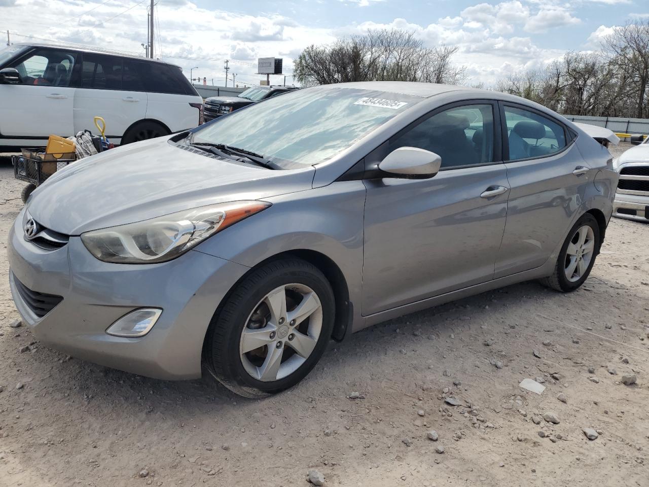 2013 HYUNDAI ELANTRA GL