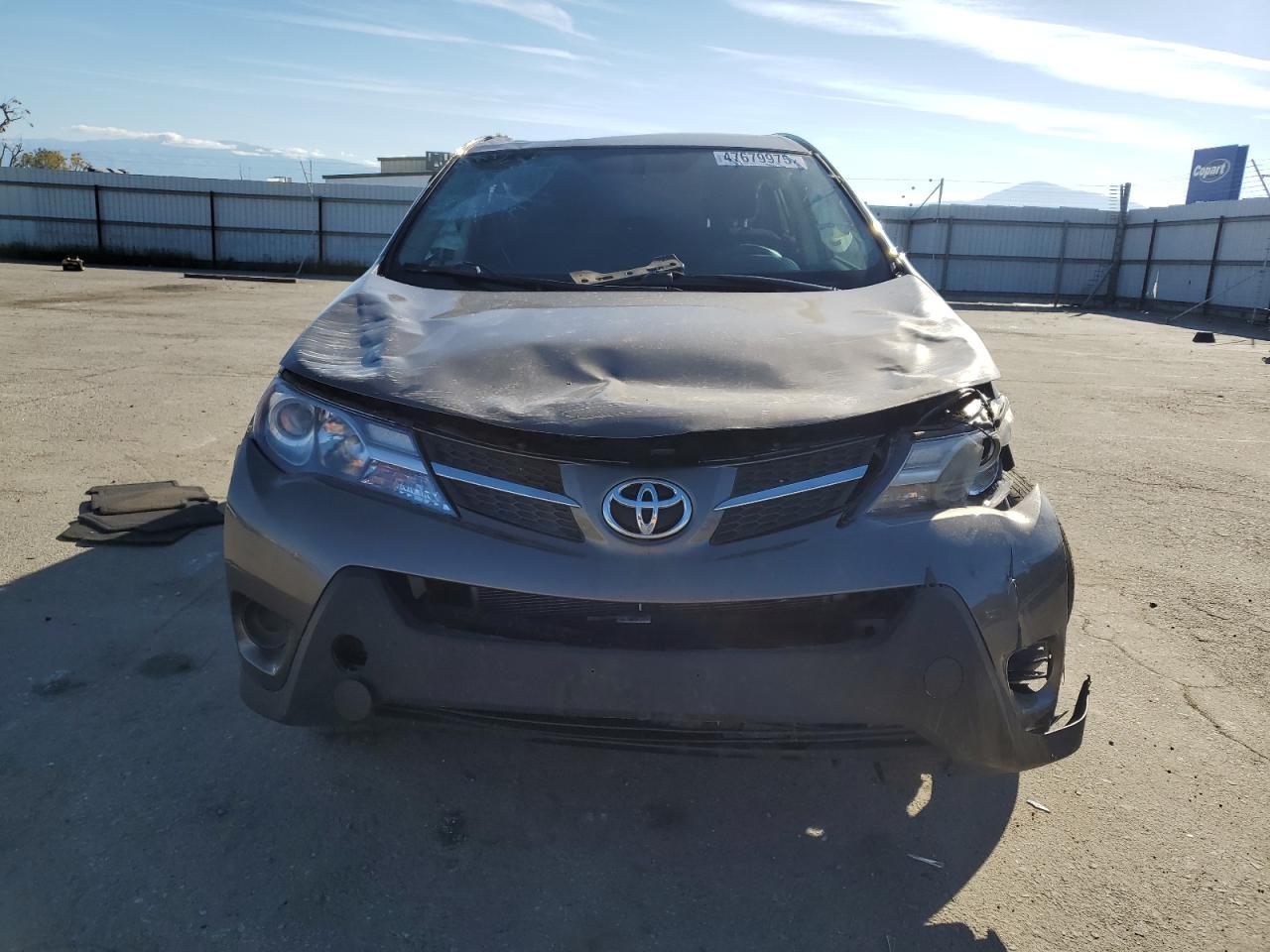 2015 TOYOTA RAV4 LE - Фото 5