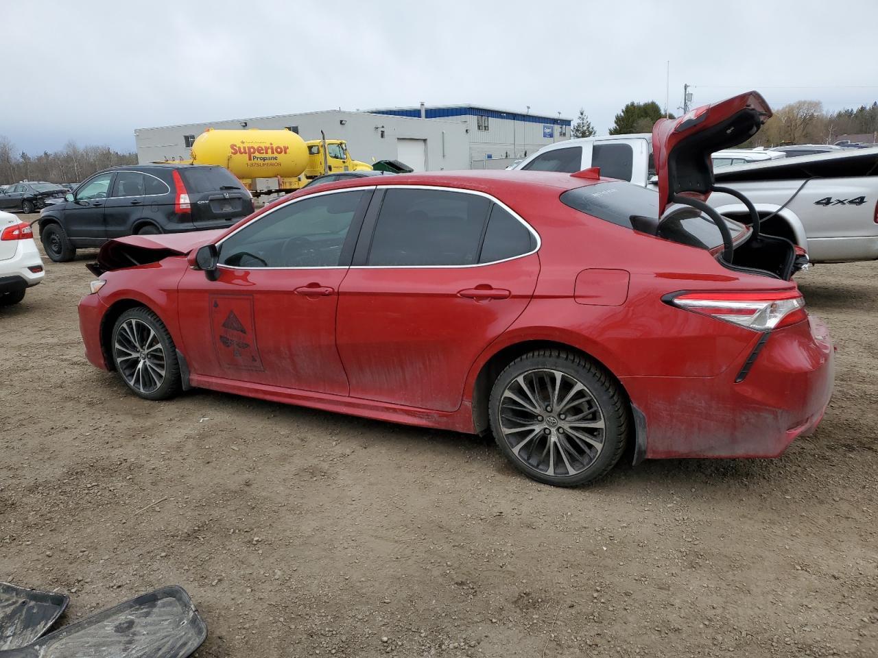 2020 TOYOTA CAMRY SE - Image 2