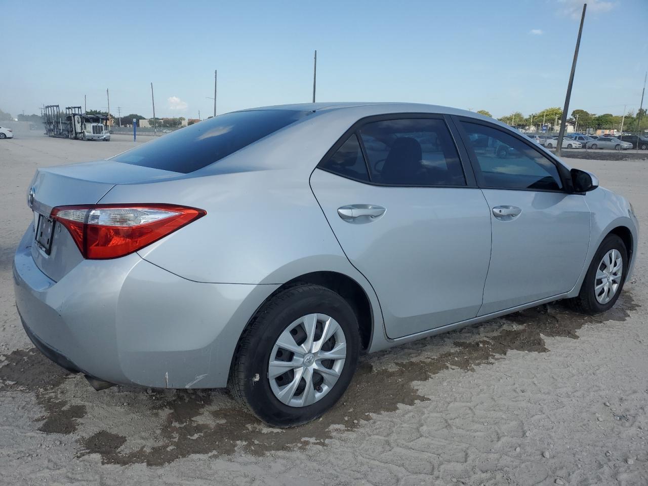 2014 TOYOTA COROLLA L - Image 3
