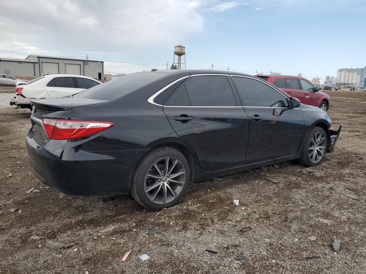 2017 TOYOTA CAMRY LE - Image 3