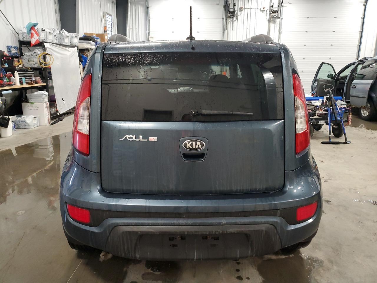 2013 KIA SOUL + - Image 6