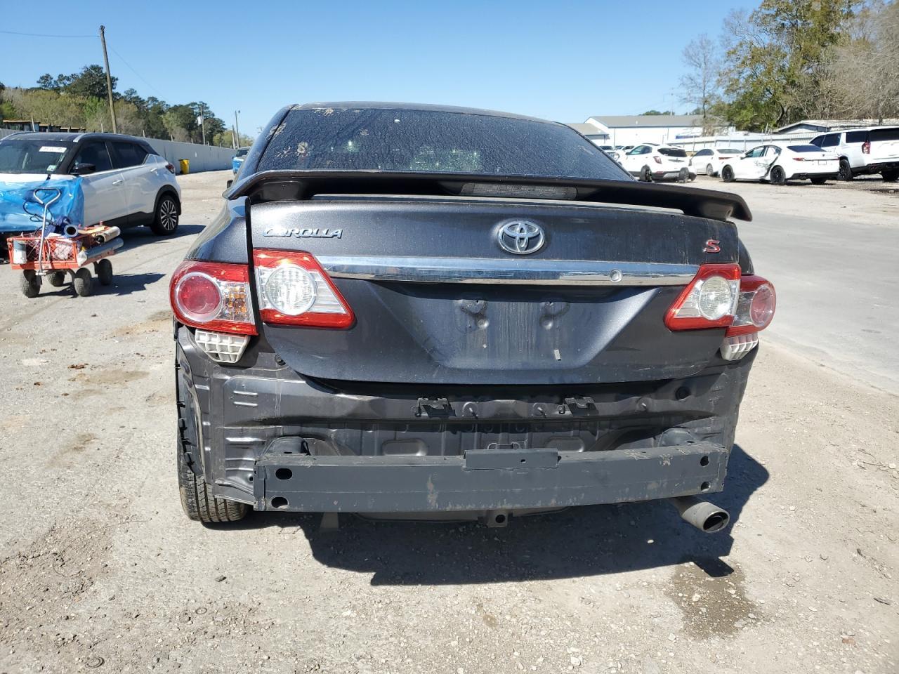 2013 TOYOTA COROLLA BA - Image 6