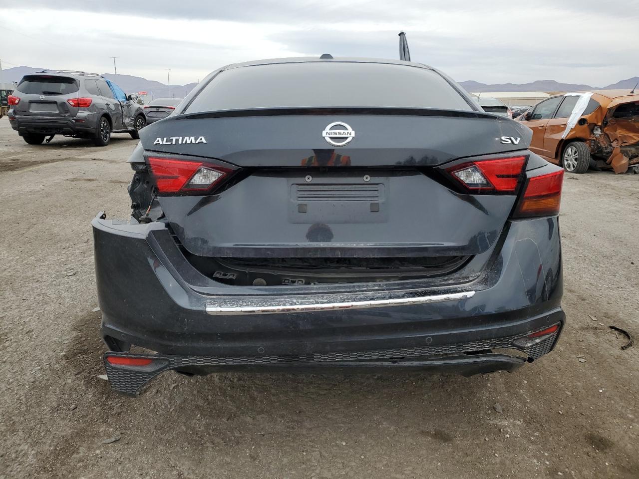 2022 NISSAN ALTIMA SV - Image 6