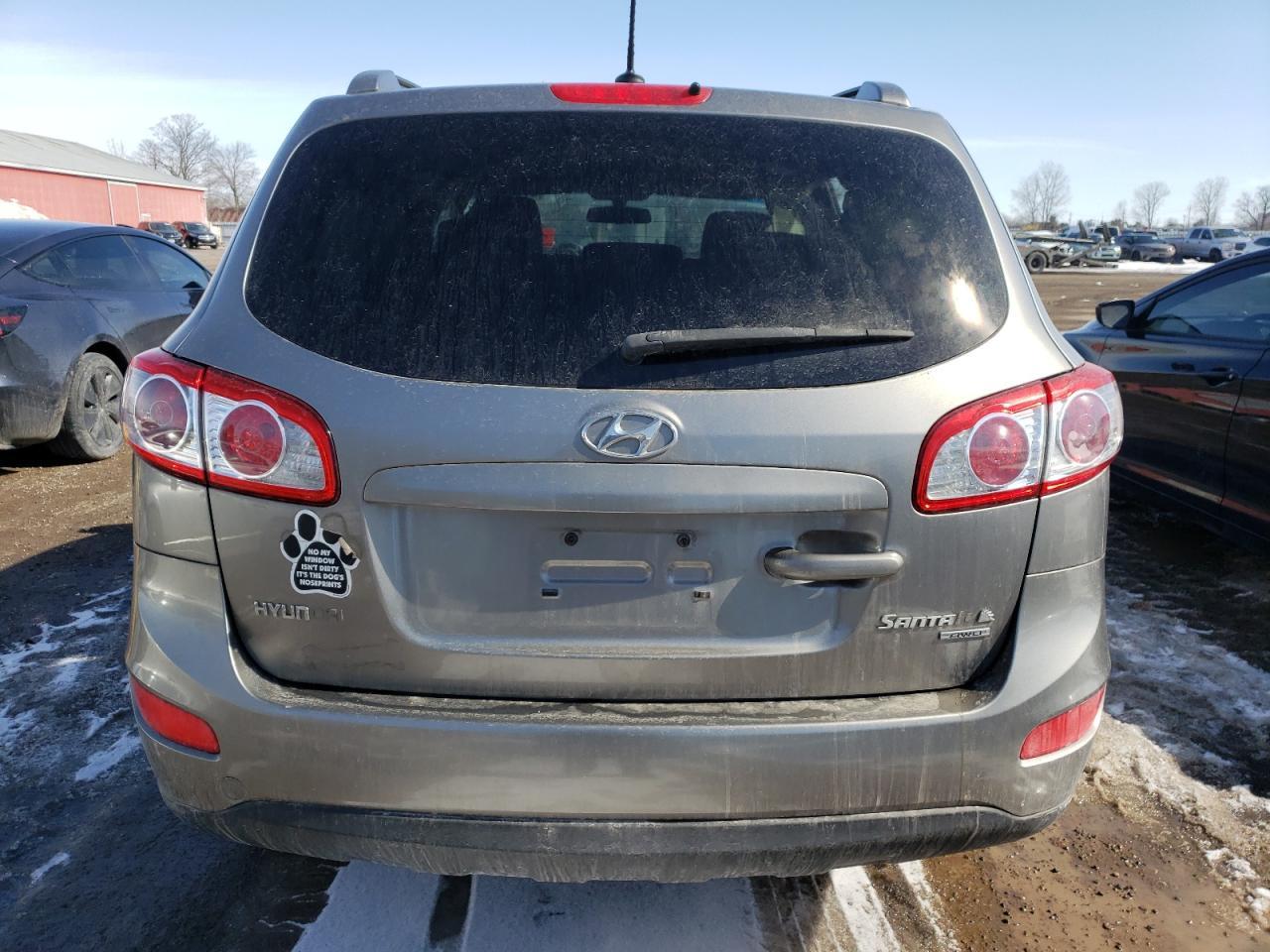 2011 HYUNDAI SANTA FE G - Image 6