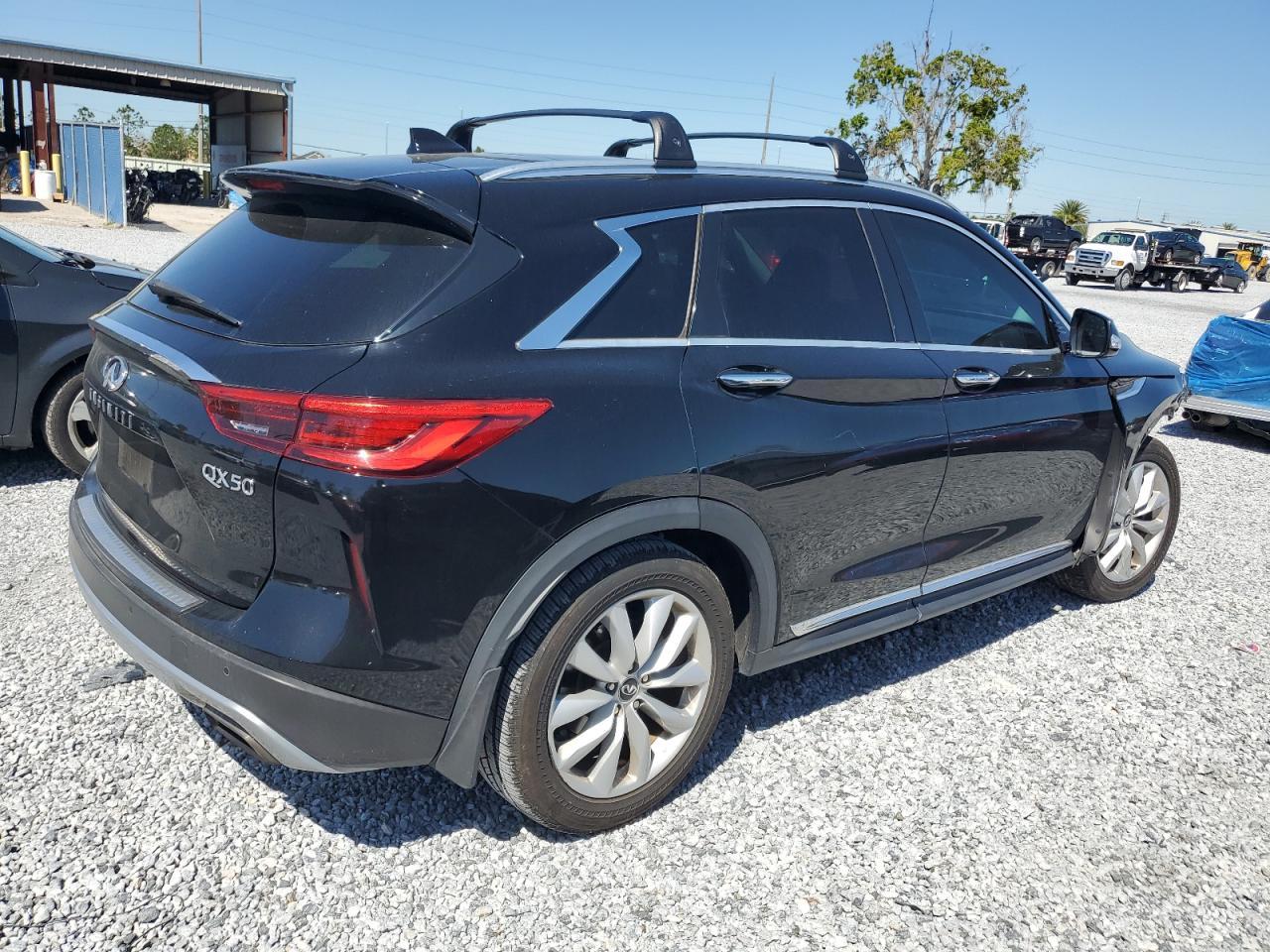 2019 INFINITI QX50 ESSEN - Image 3