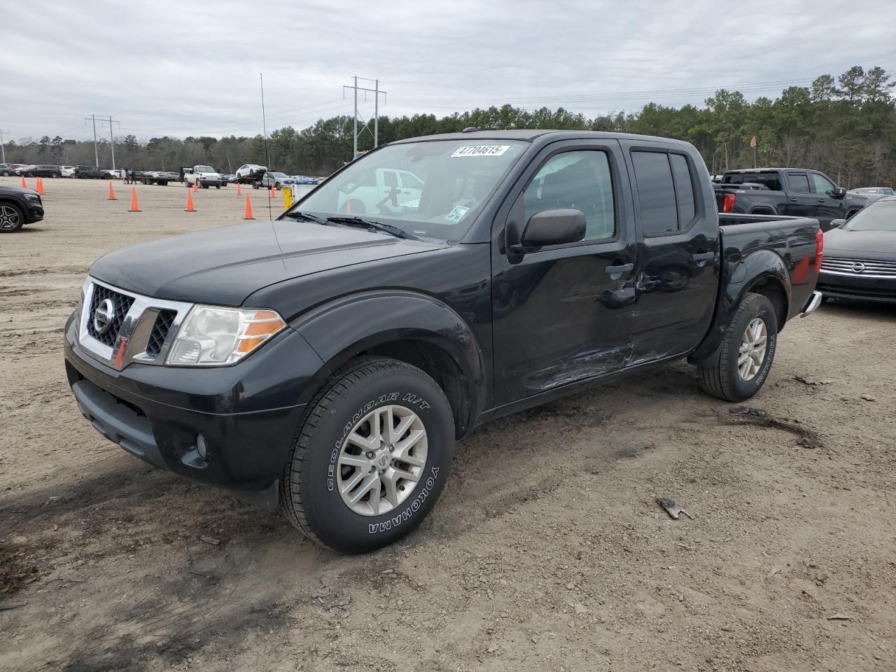 2017 NISSAN FRONTIER S