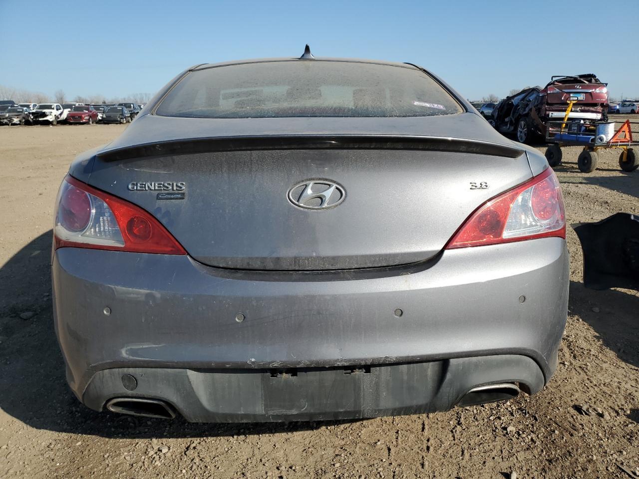 2011 HYUNDAI GENESIS CO - Image 6