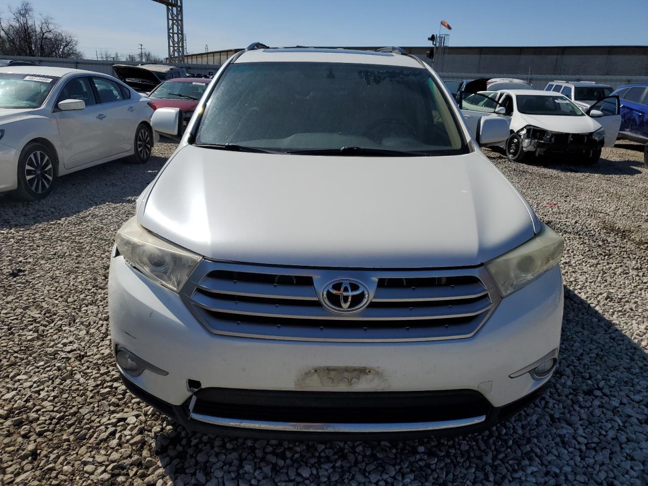2012 TOYOTA HIGHLANDER - Image 5