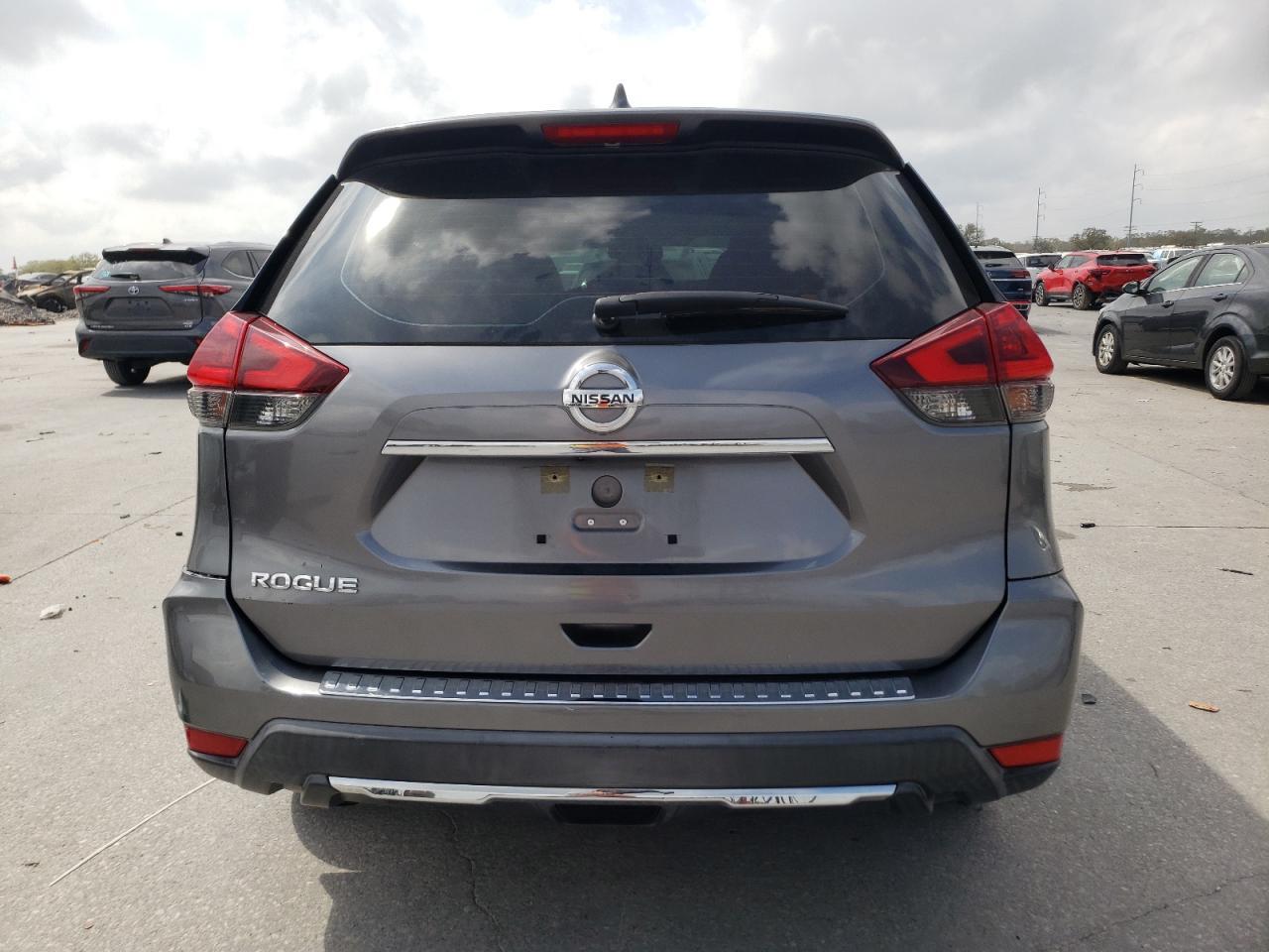 2018 NISSAN ROGUE S - Фото 6
