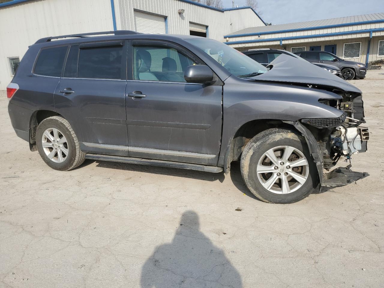 2011 TOYOTA HIGHLANDER - Фото 4
