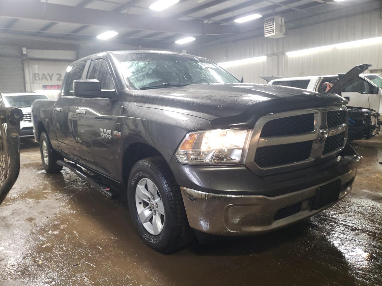 2017 RAM 1500 SLT - Image 4