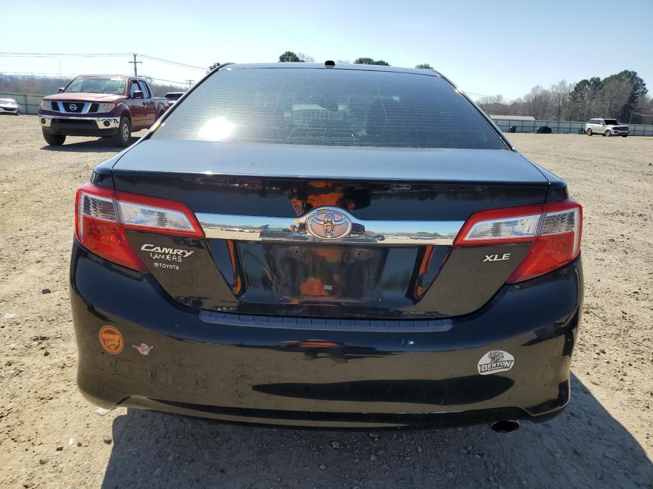 2014 TOYOTA CAMRY L - Image 6