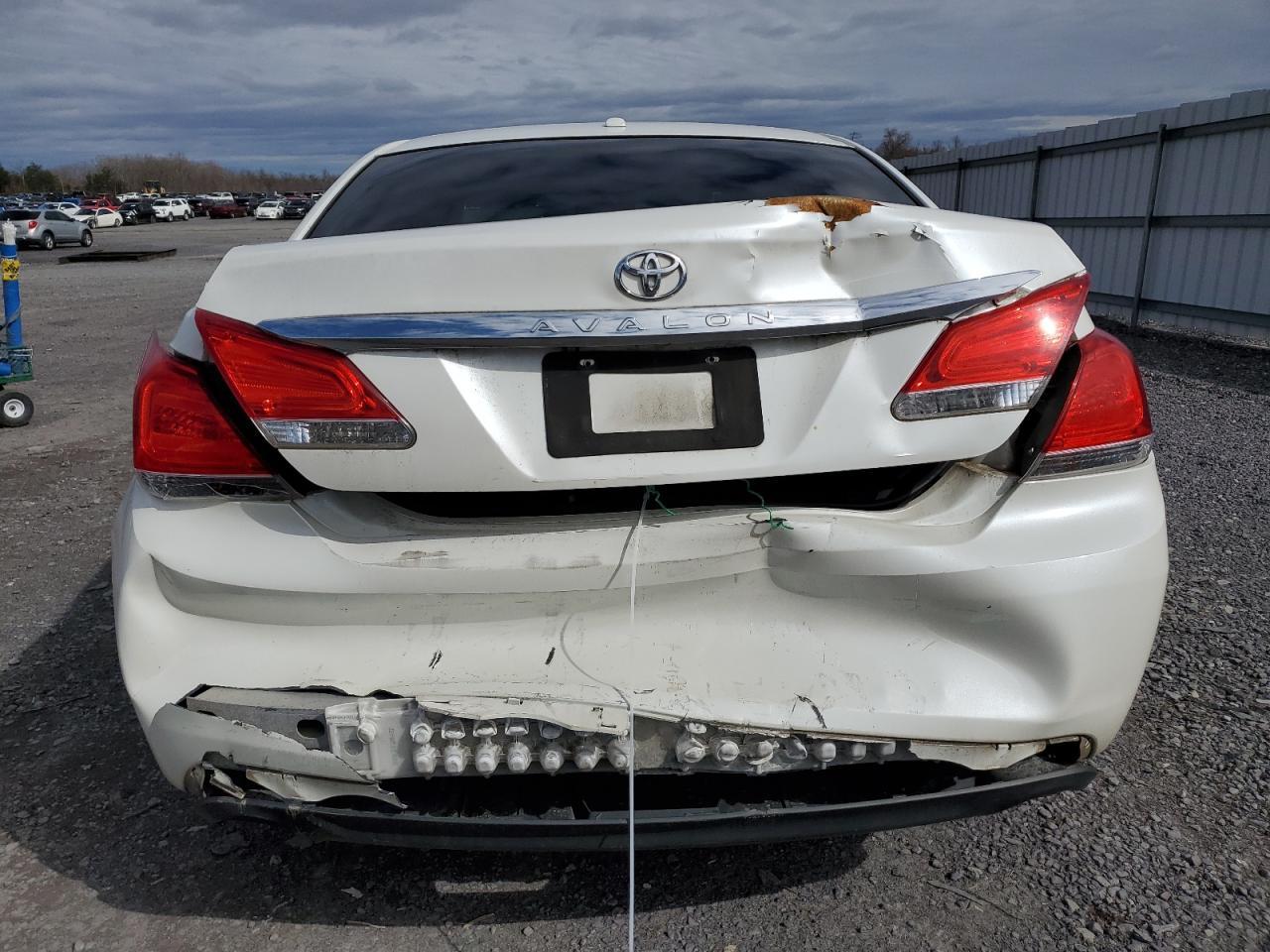 2011 TOYOTA AVALON BAS - Фото 6