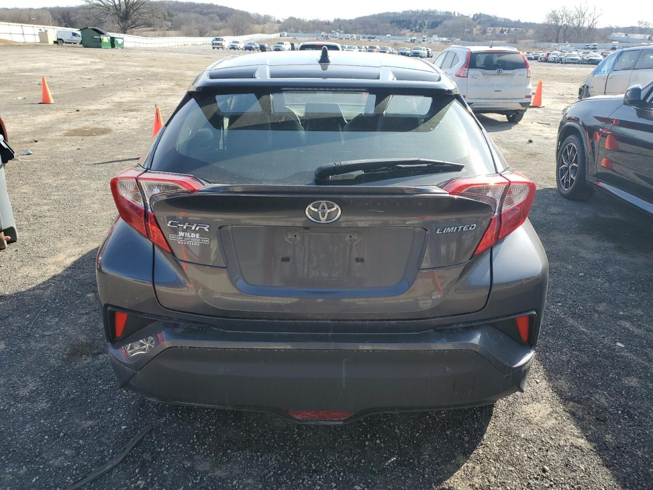 2021 TOYOTA C-HR XLE - Фото 6