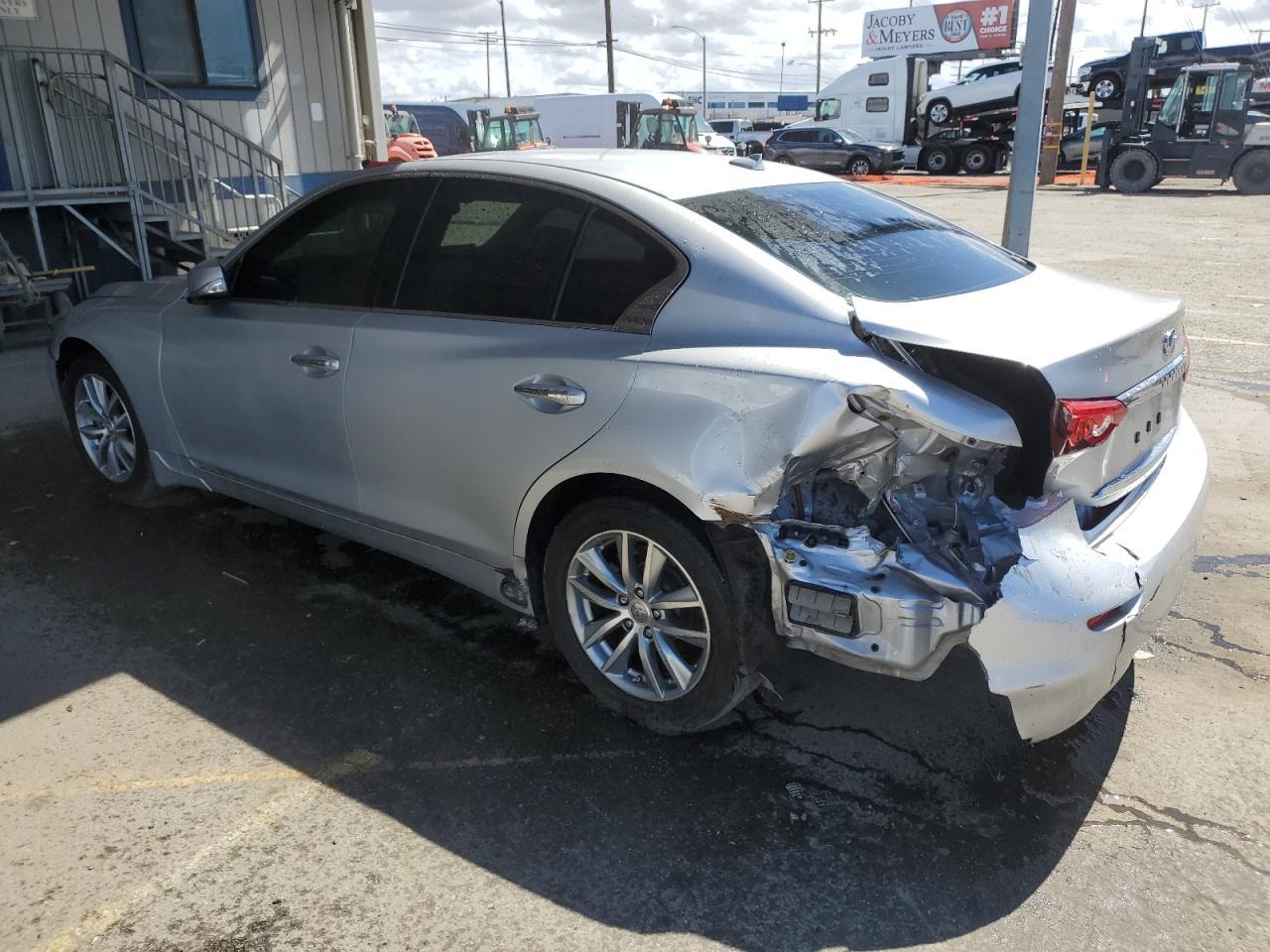 2015 INFINITI Q50 BASE - Фото 2
