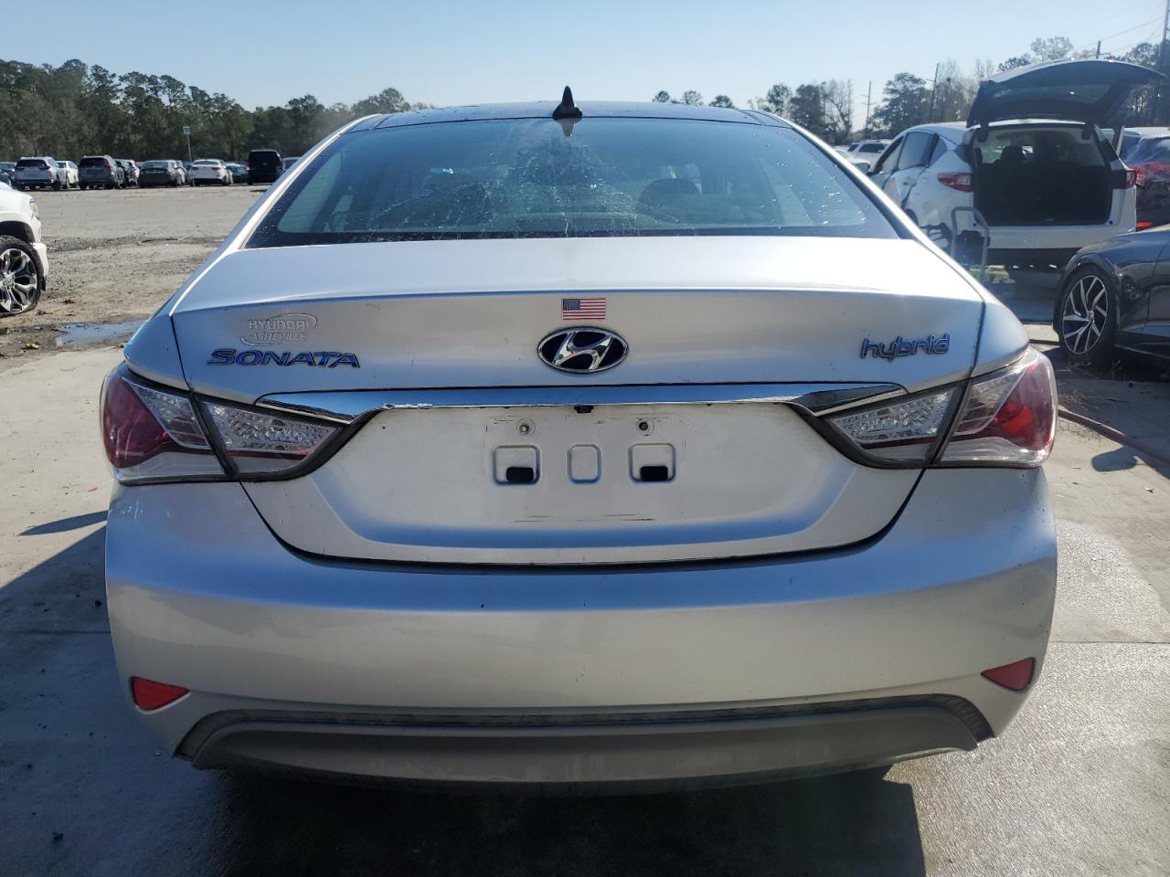 2011 HYUNDAI SONATA HYB - Image 6