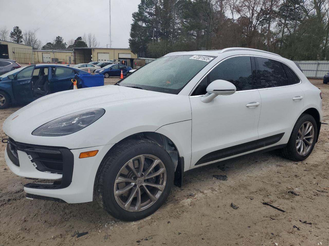 2023 PORSCHE MACAN BASE