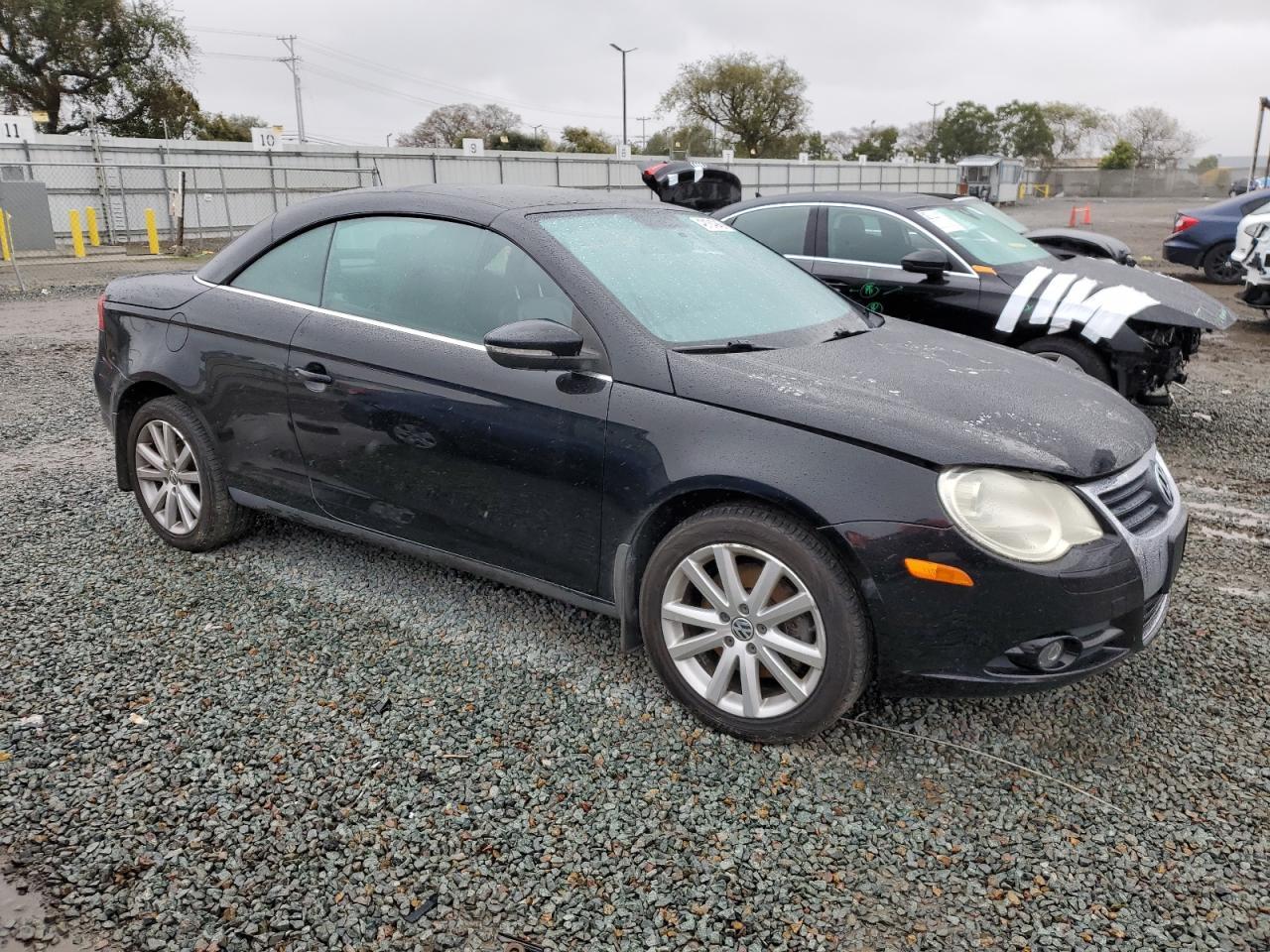 2010 VOLKSWAGEN EOS TURBO - Image 4