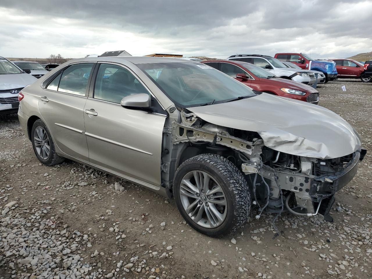 2015 TOYOTA CAMRY LE - Image 4
