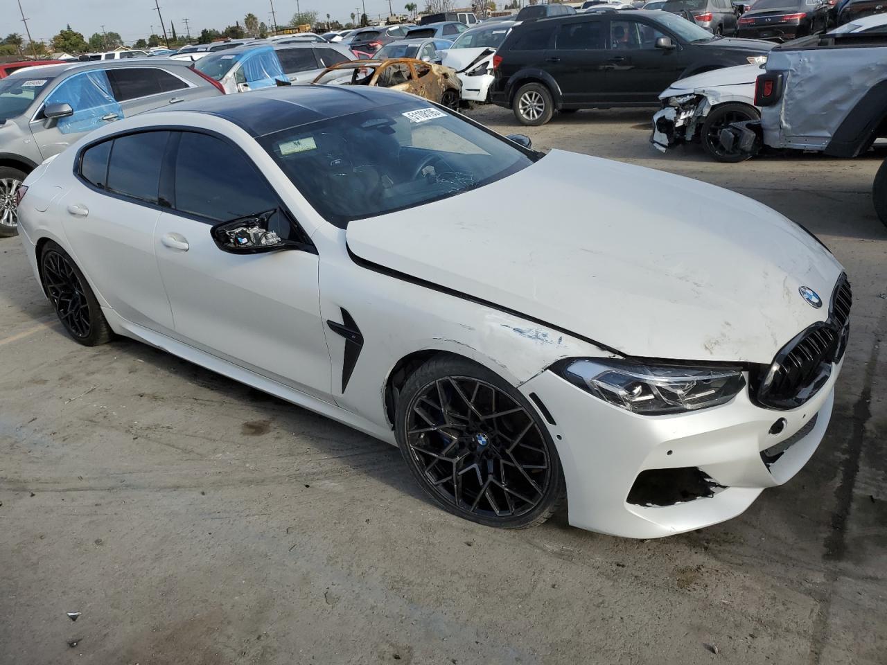 2020 BMW M8 - Фото 4