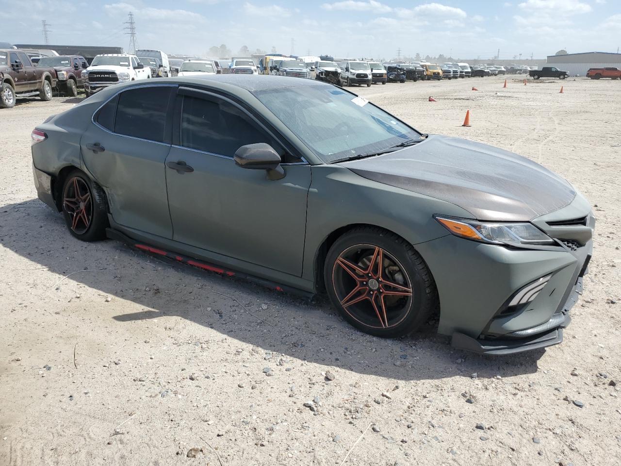 2019 TOYOTA CAMRY L - Image 4