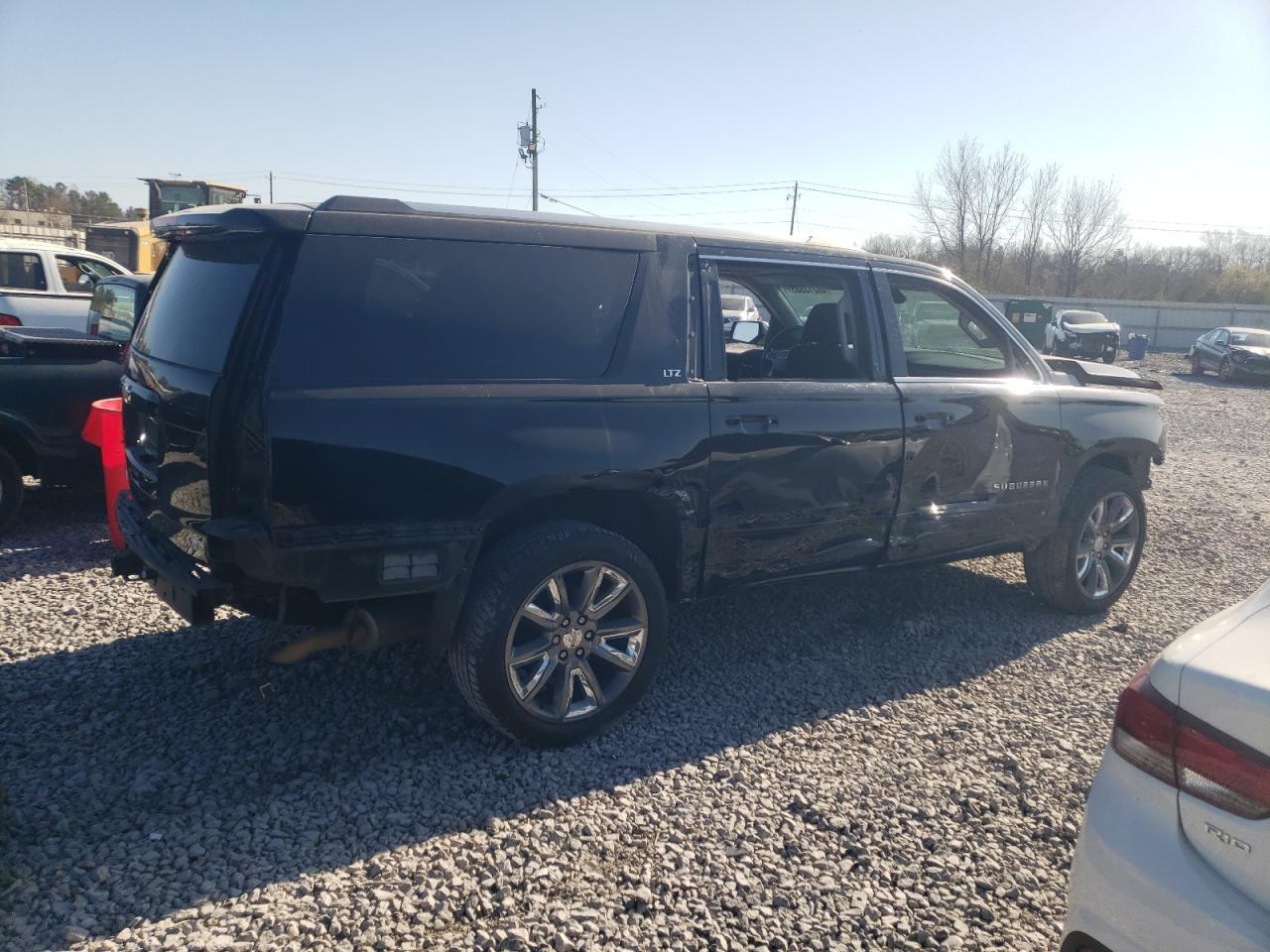 2015 CHEVROLET SUBURBAN C - Фото 3