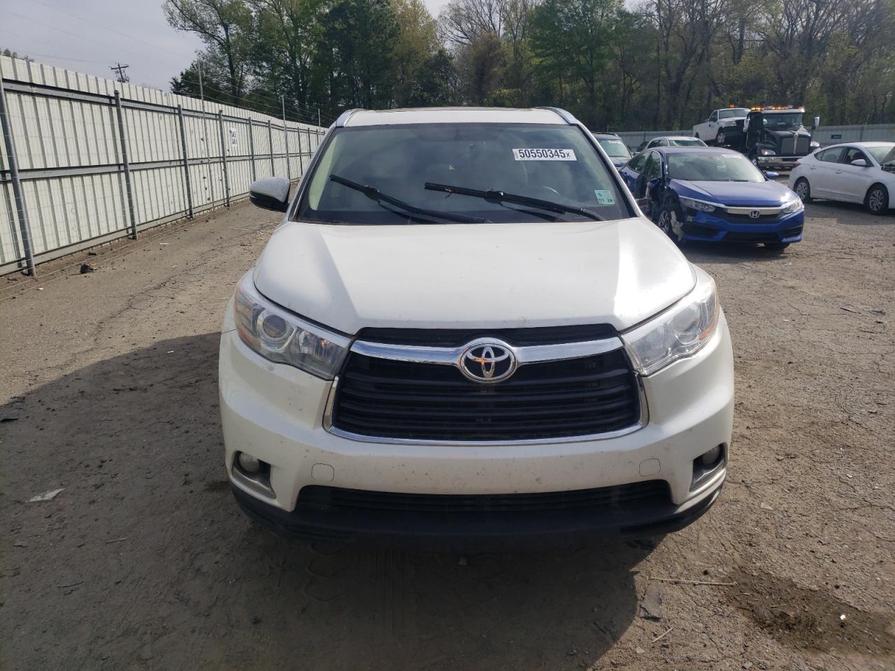 2015 TOYOTA HIGHLANDER - Фото 5