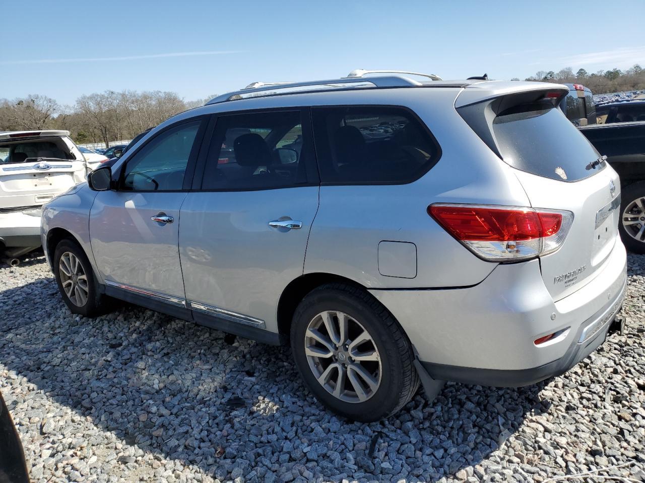 2013 NISSAN PATHFINDER - Фото 2