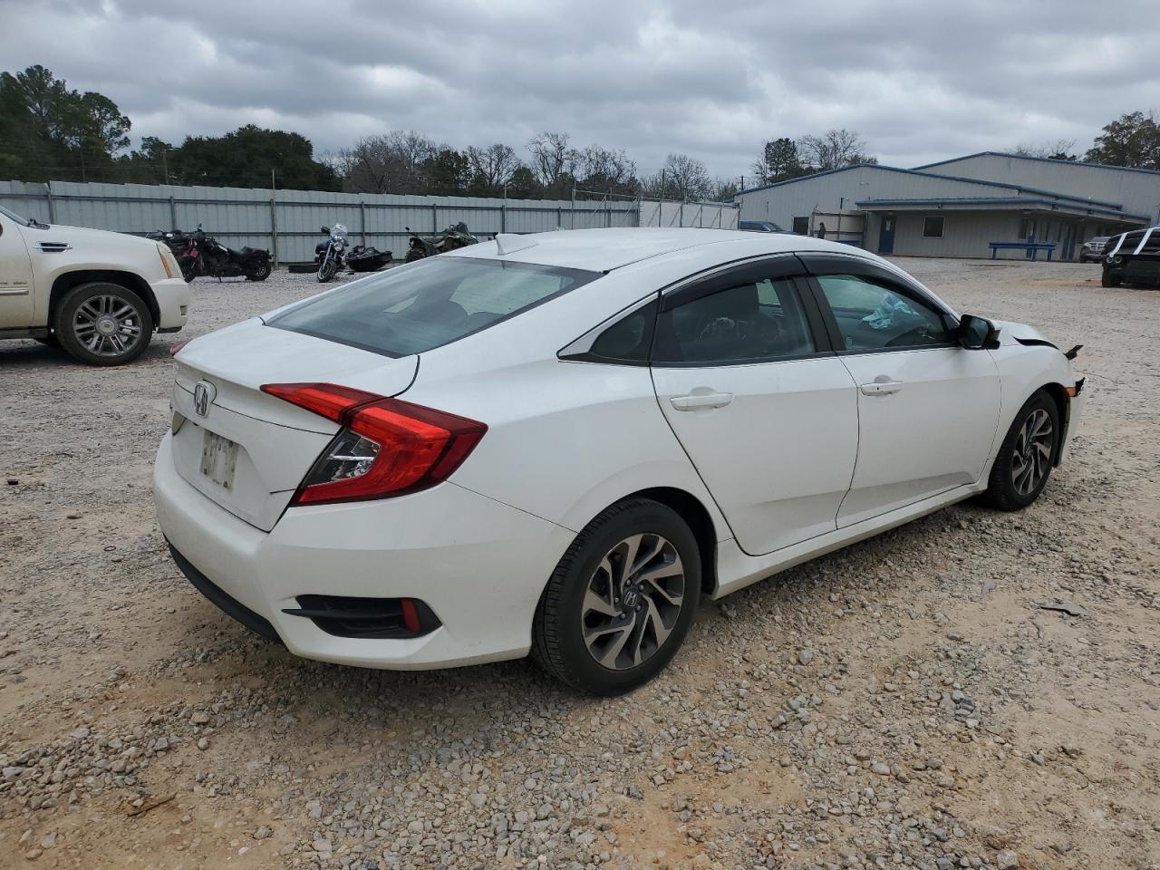 2018 HONDA CIVIC EX - Image 3