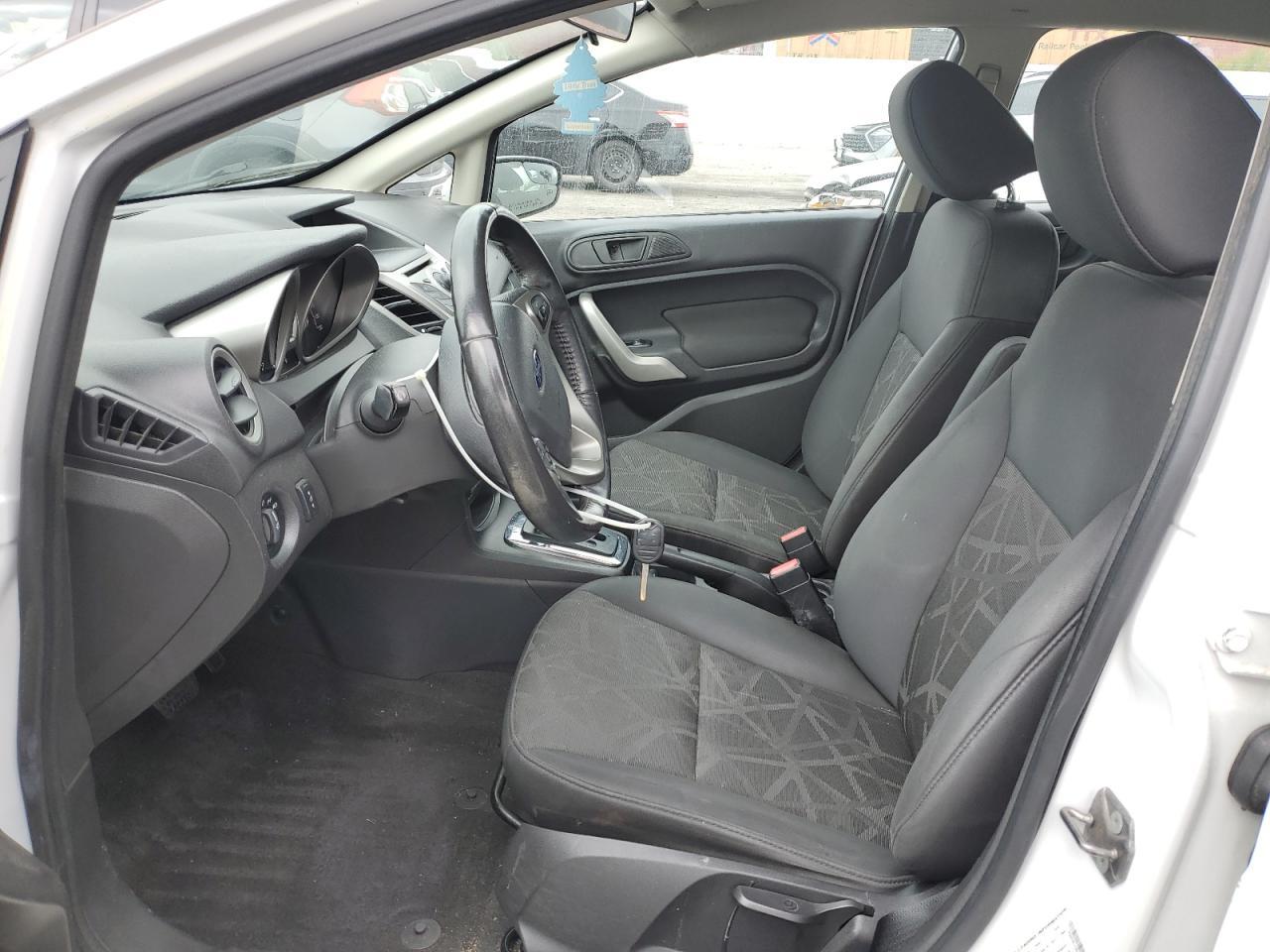 2013 FORD FIESTA SE - Image 7