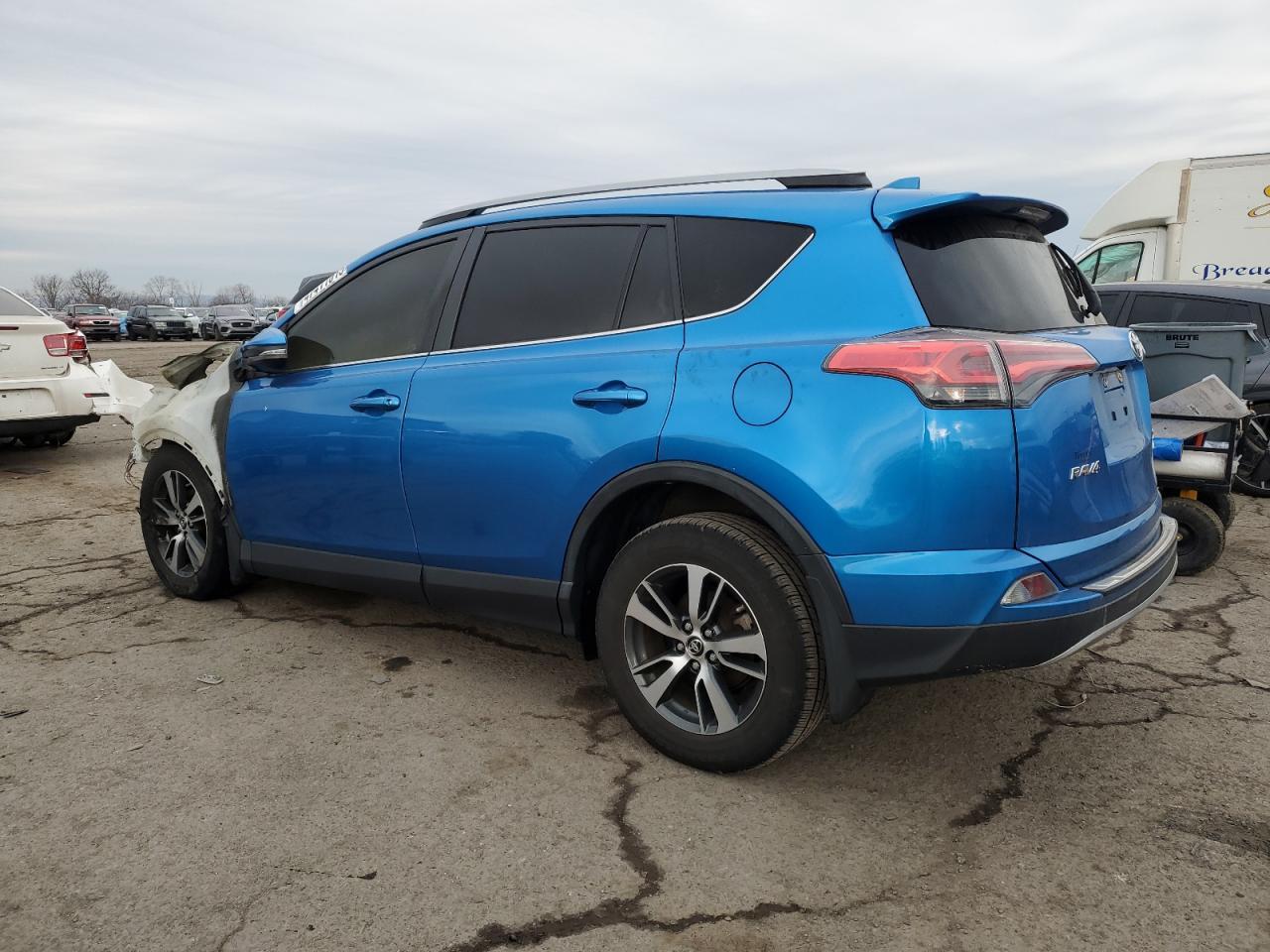 2017 TOYOTA RAV4 XLE - Image 2