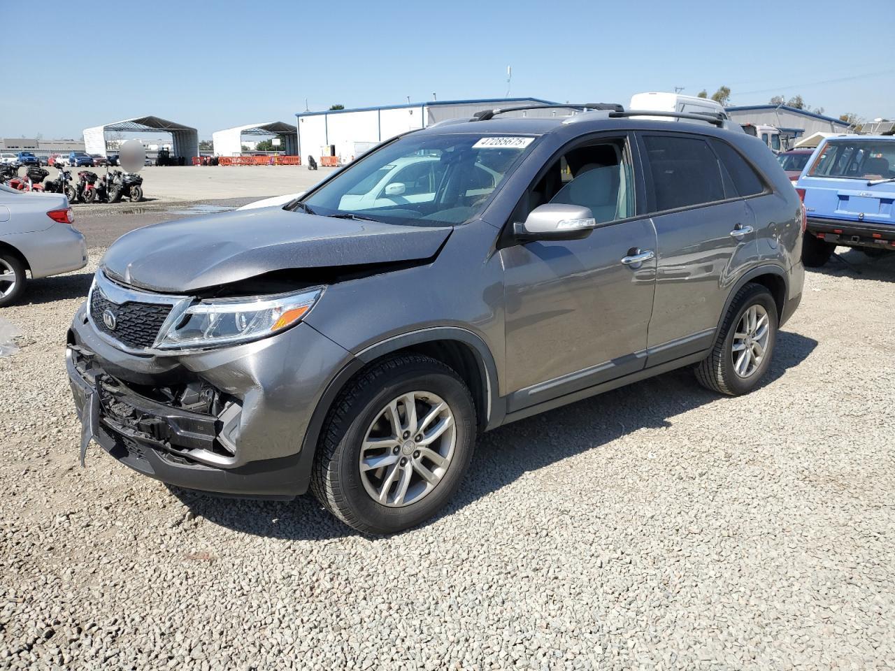 2014 KIA SORENTO LX