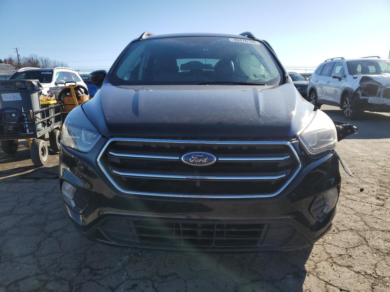 2017 FORD ESCAPE SE - Image 5