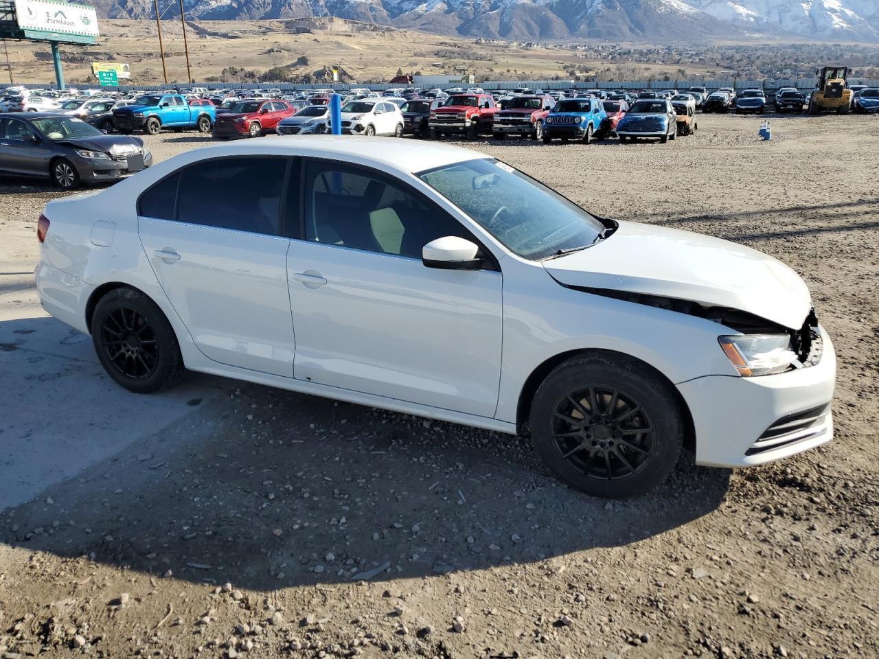 2017 VOLKSWAGEN JETTA S - Image 4