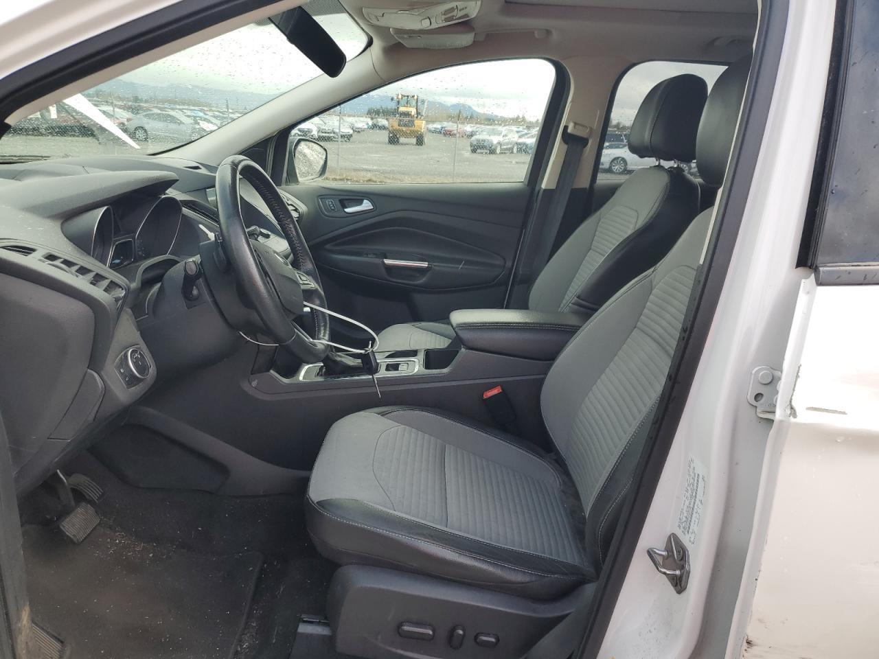 2017 FORD ESCAPE SE - Image 7