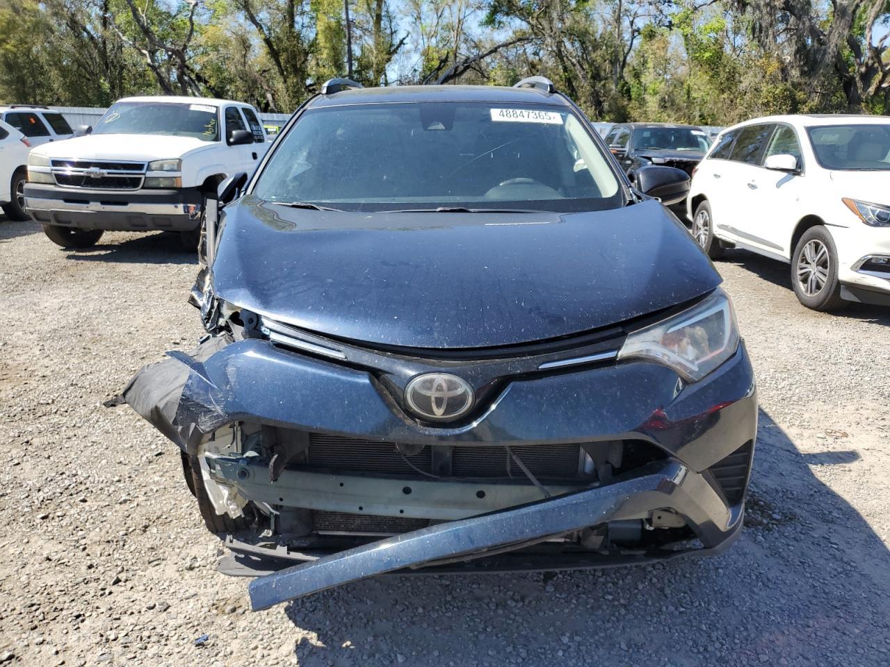 2018 TOYOTA RAV4 LE - Image 5