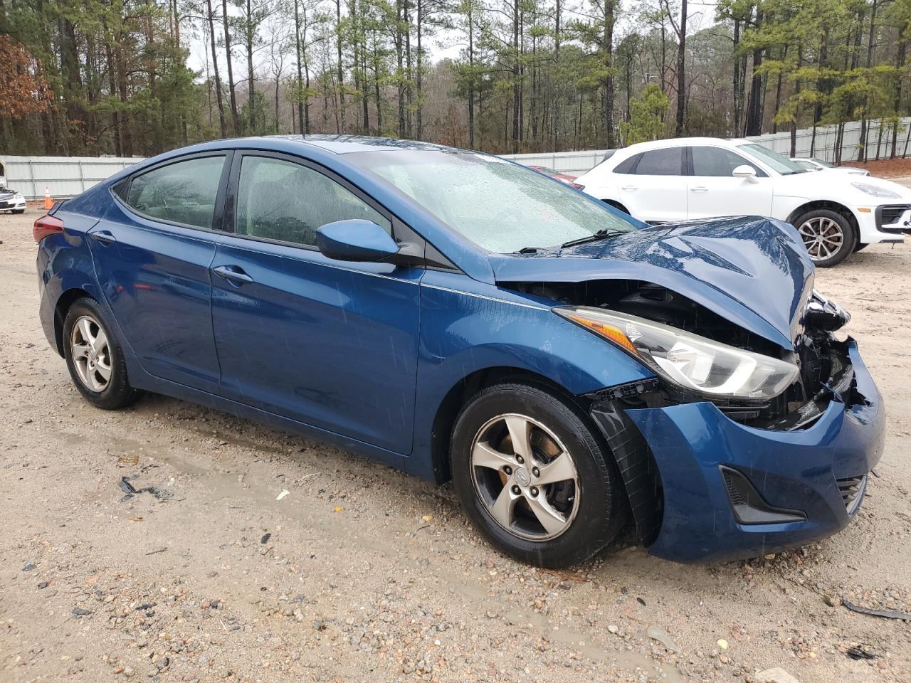 2015 HYUNDAI ELANTRA SE - Image 4