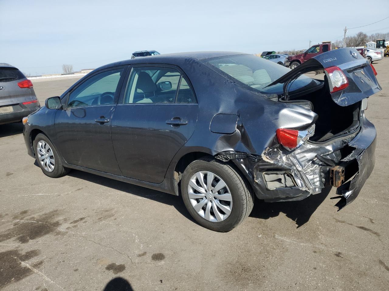 2013 TOYOTA COROLLA BA - Фото 2