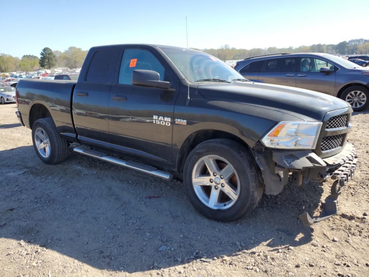 2018 RAM 1500 ST - Image 4
