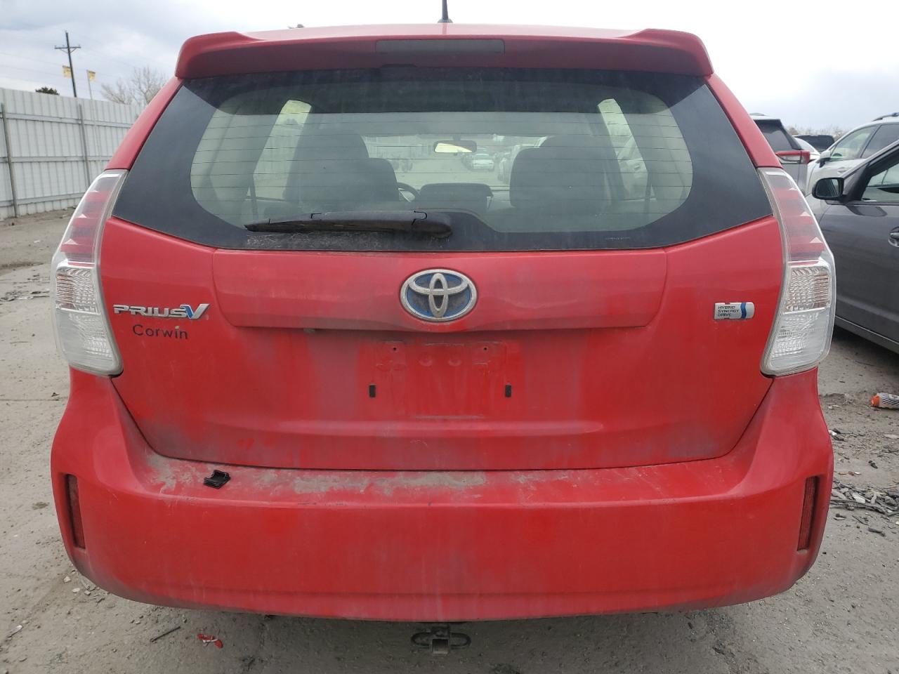 2015 TOYOTA PRIUS V - Фото 6