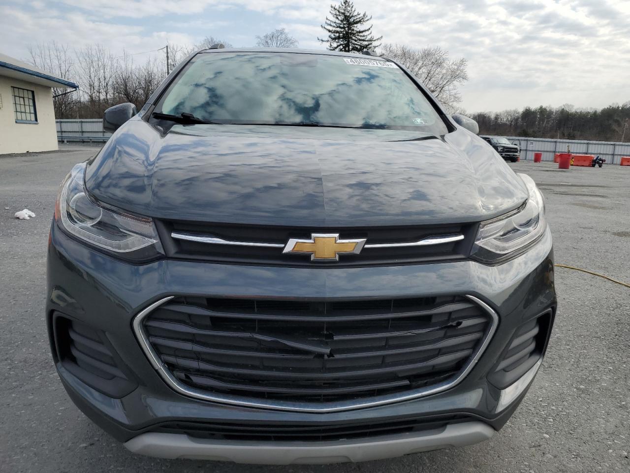 2018 CHEVROLET TRAX 1LT - Image 5
