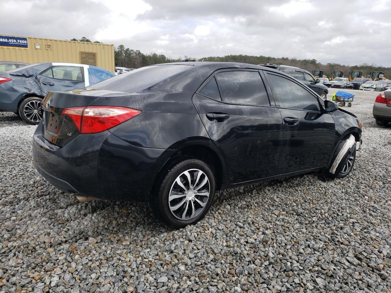 2018 TOYOTA COROLLA L - Image 3