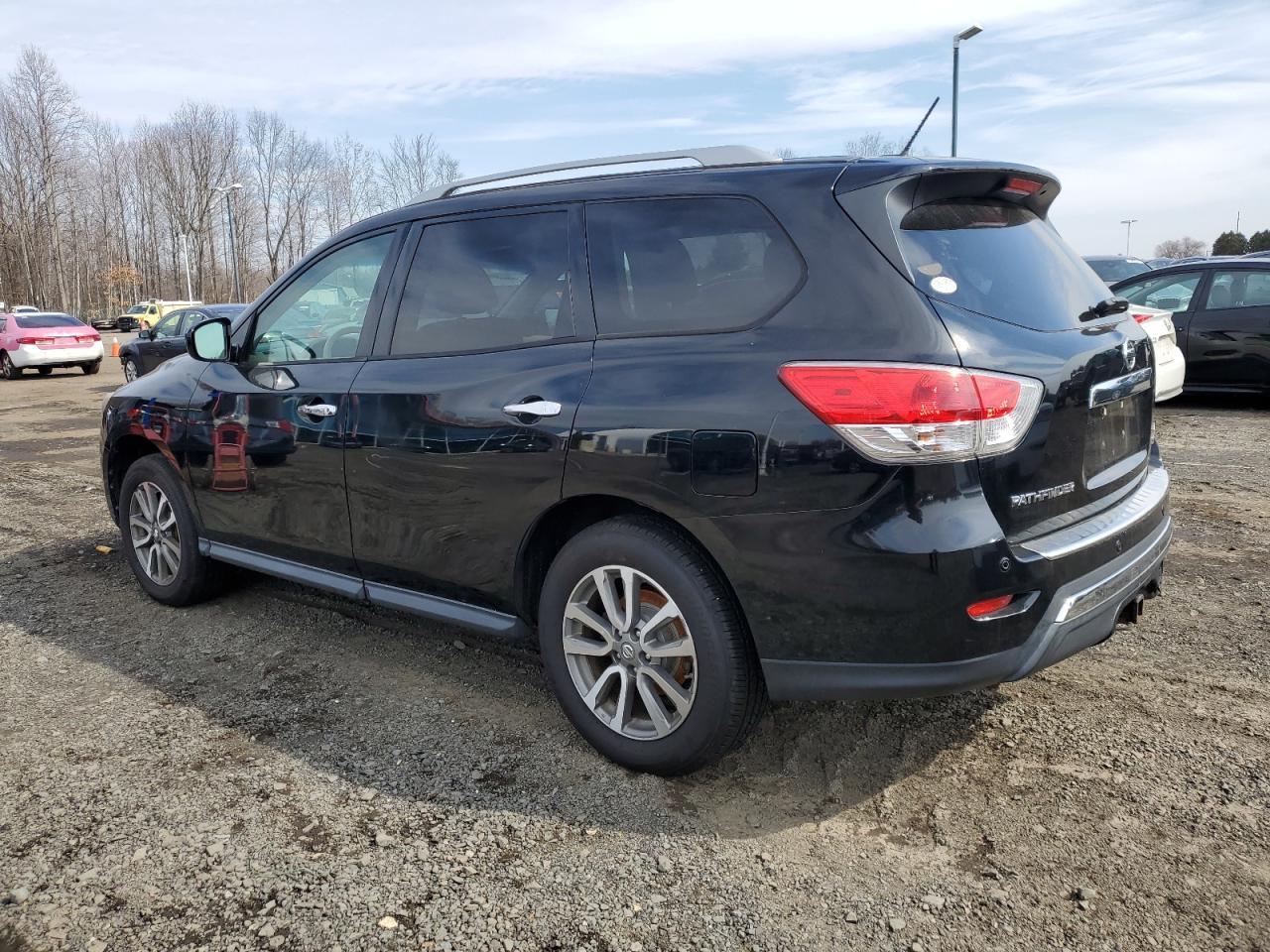 2013 NISSAN PATHFINDER - Фото 2