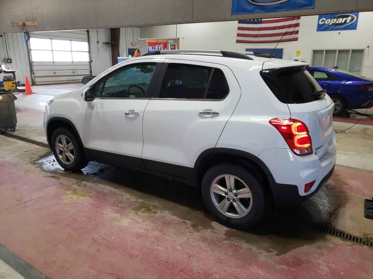 2018 CHEVROLET TRAX 1LT - Image 2